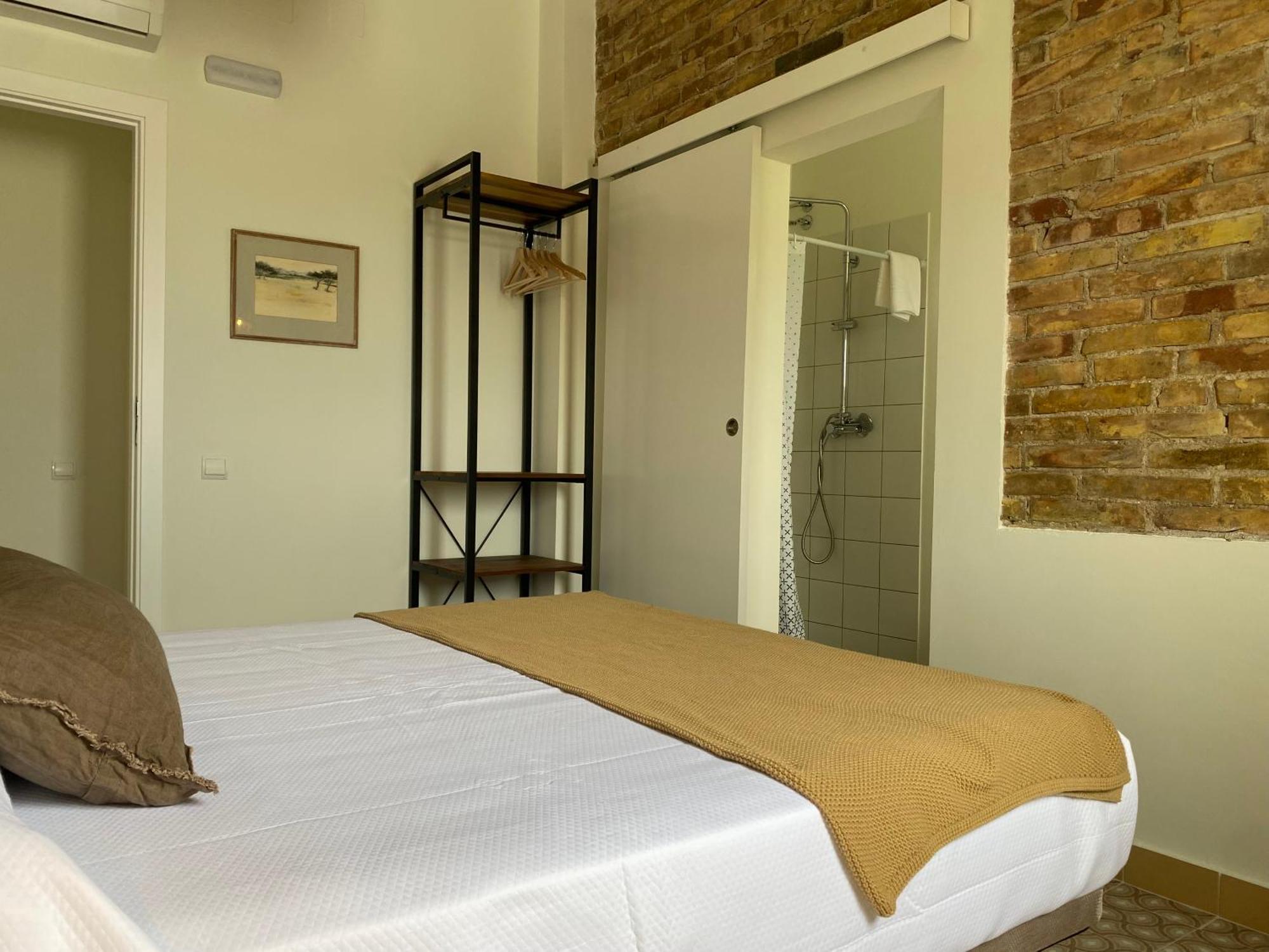 Les Filles Hotel Deltebre Exterior photo